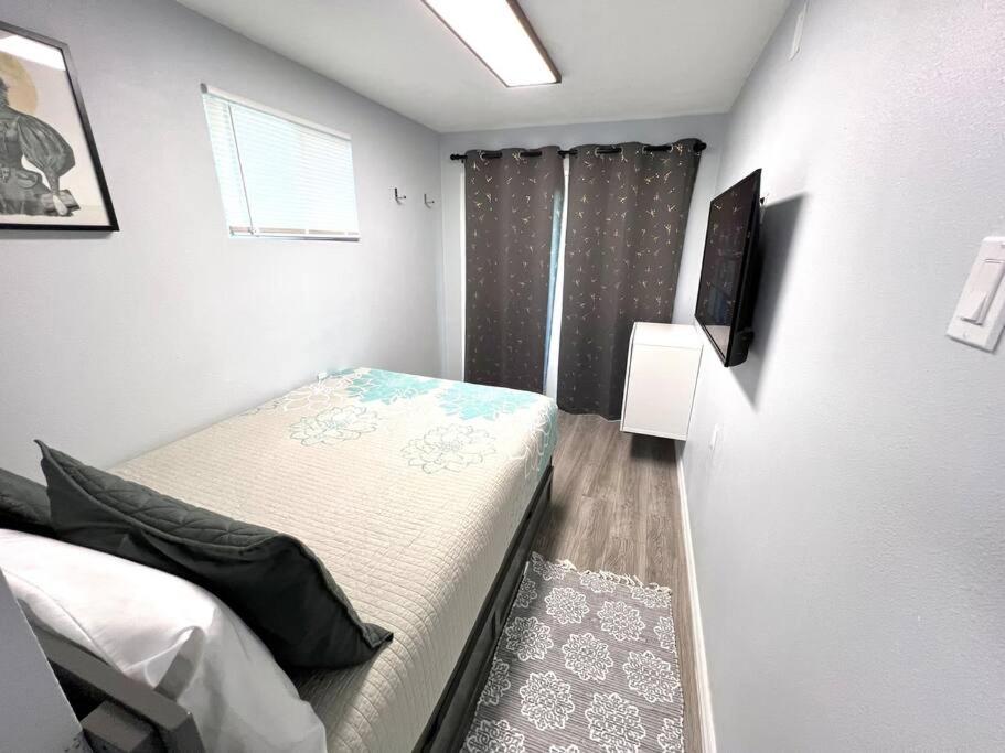 1Bed 1Bath Container Home Centrally Located Cypress Gardens Exterior foto